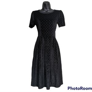 NWT LuLaRoe M Black/Silver Velvet Elegant Pleated Midi Amelia Dress